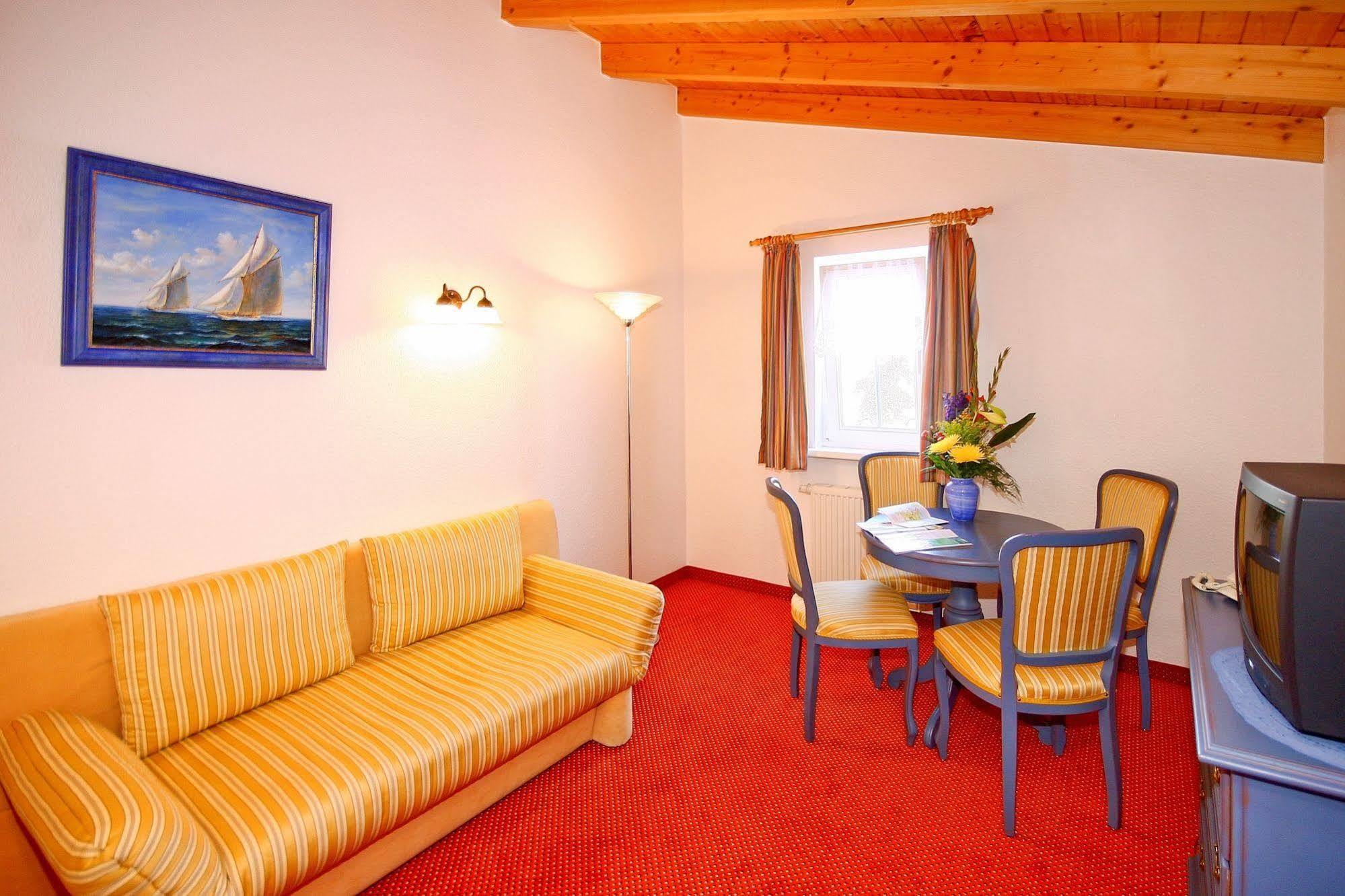 Hotel Garni Getreuer Eckart Binz Ngoại thất bức ảnh